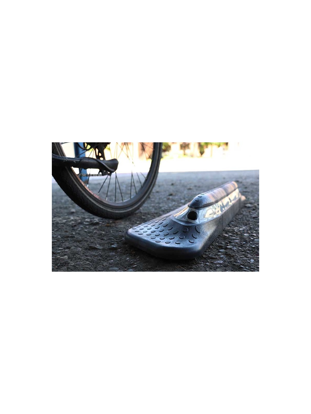 SÉPARATEUR DE VOIE NEUCURVE POLYÉTHYLÈNE RECYCLÉ - NEUSUS URBAN
ÉQUIPEMENT DE SÉCURITÉ URBAINE ÉCOLOGIQUE ET RÉSISTANT