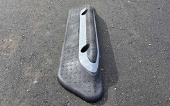 SÉPARATEUR DE VOIE NEUCURVE POLYÉTHYLÈNE RECYCLÉ - NEUSUS URBAN
ÉQUIPEMENT DE SÉCURITÉ URBAINE ÉCOLOGIQUE ET RÉSISTANT