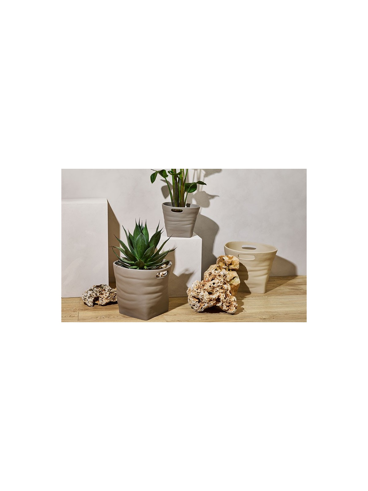 POT DESIGN SAC BOUTIQUE FROISSE POUR PROFESSIONNEL
POT DE FLEUR MODERNE INTERIEUR EXTERIEUR ELLEMURA