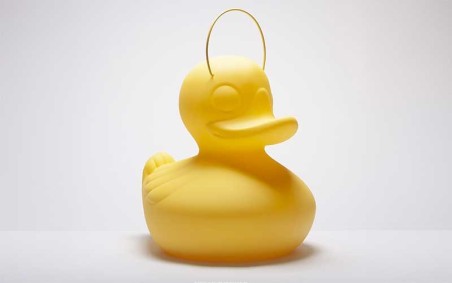 LAMPE DESIGN XXL DUCK DUCK MEGA GOODNIGHT LIGHT, PIÈCE ICONIQUE POUR AMÉNAGEMENT EXTÉRIEUR HAUT DE GAMME.