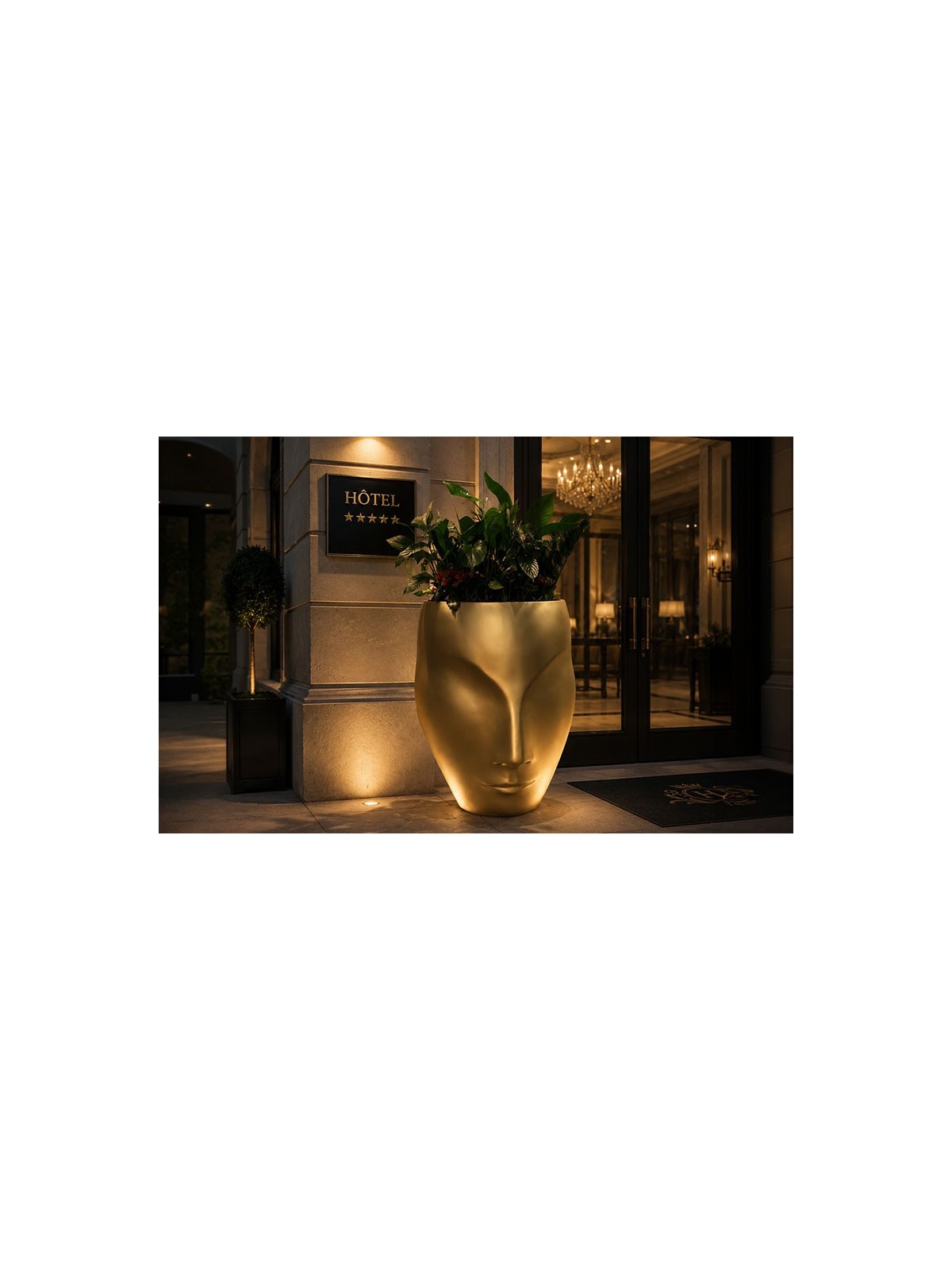 Pot moderne CONSTANTIN, Jardinière design signature culturel italien