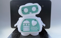 Lampe robot AI Love You verte Red Hook