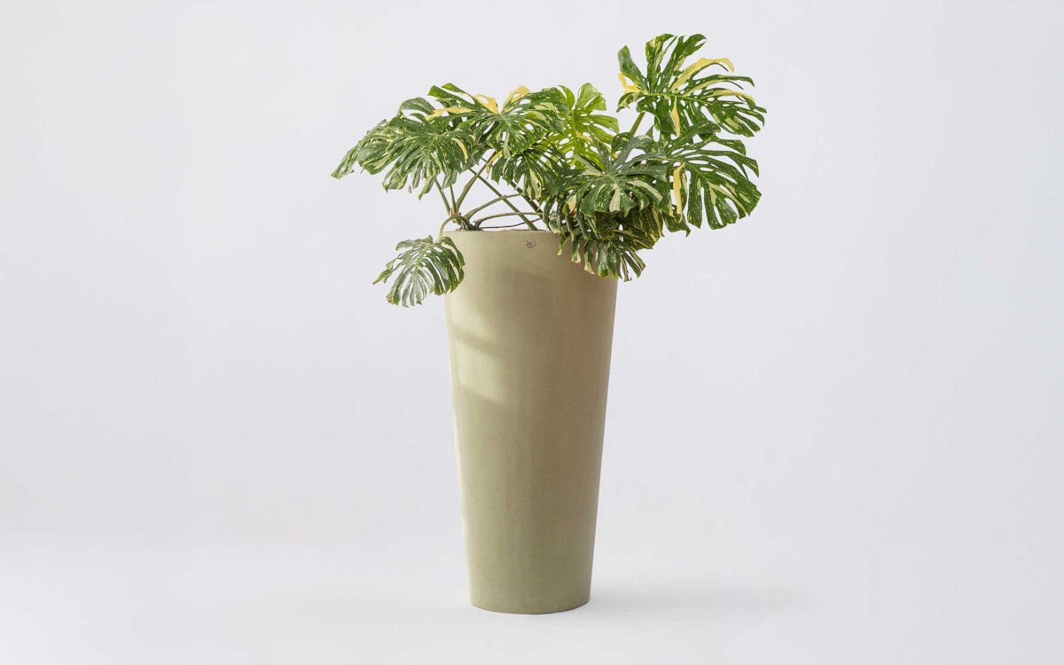 Pot design rond en polyéthylène pour espace extérieur