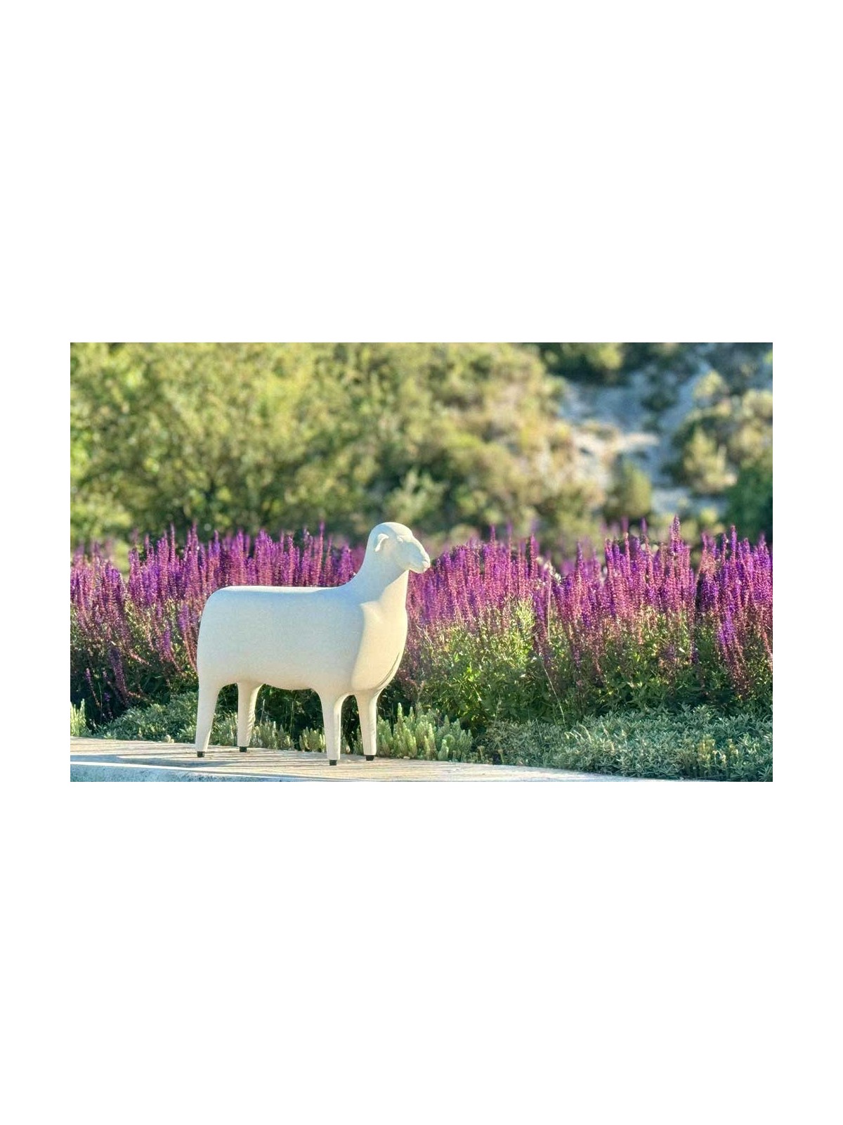 Statue mouton design Siège extérieur décoratif et ludique pour jardin