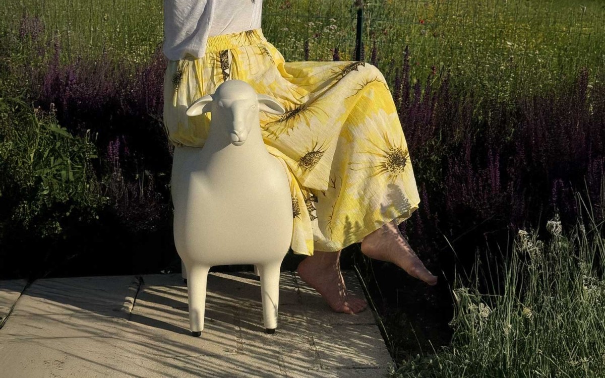 Statue mouton design Siège extérieur décoratif et ludique pour jardin