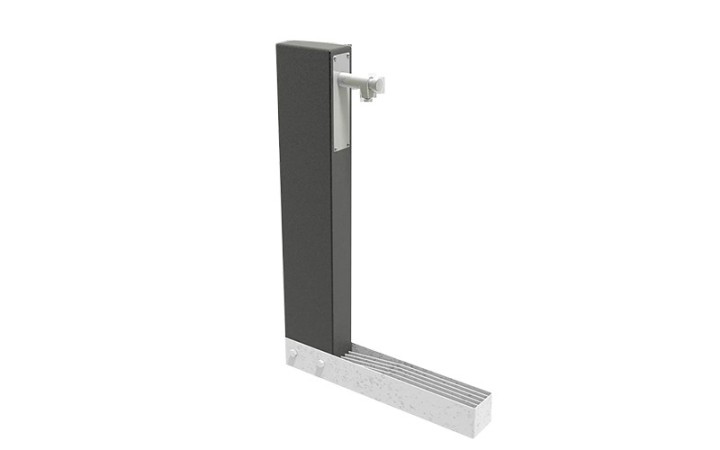 Fontaine à eau urbaine Catalane en acier zingué
Robinet poussoir de la fontaine publique Catalane