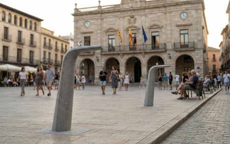 Fontaine à eau potable mobilier urbain inclusive SONA béton | CELONA