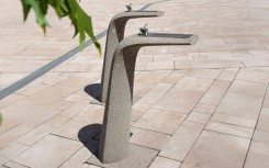 Fontaine à eau potable mobilier urbain inclusive SONA béton | CELONA