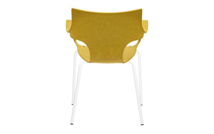Chaise Erbi Chami en fibres végétales et polypropylène régénéré structure acier pour les projets d’aménagement responsables