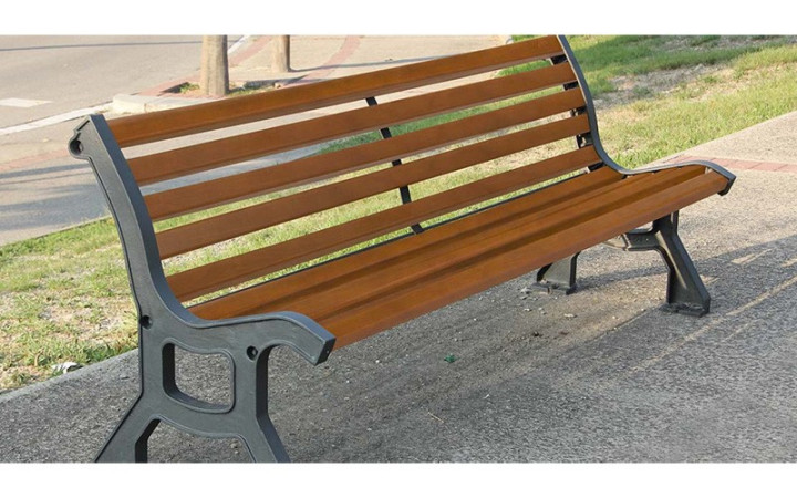 BANC CISSE Banc dix lattes en bois exotique Piètement en fonte ductile avec une couche primaire époxy longueur 1995 mm