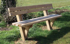 BANC PUBLIC EN BOIS LAURINE
BANC AVEC DOSSIER POUR PARC ET ESPACE VERT
