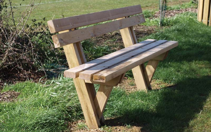 BANC PUBLIC EN BOIS LAURINE
BANC AVEC DOSSIER POUR PARC ET ESPACE VERT