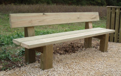 BANC EN BOIS OTIS POUR COLLECTIVITÉ ET MUNICIPALITÉ
MOBILIER URBAIN EN PIN MATIÈRE NATUREL