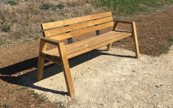 BANC MOULIERE PMR EN BOIS
MOBILIER URBAIN SENIOR POUR PARC ET JARDIN EXTERIEUR