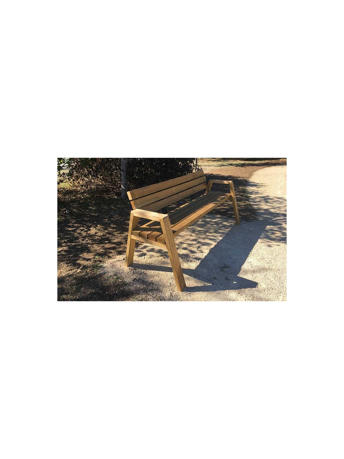 BANC MOULIERE PMR EN BOIS
MOBILIER URBAIN SENIOR POUR PARC ET JARDIN EXTERIEUR