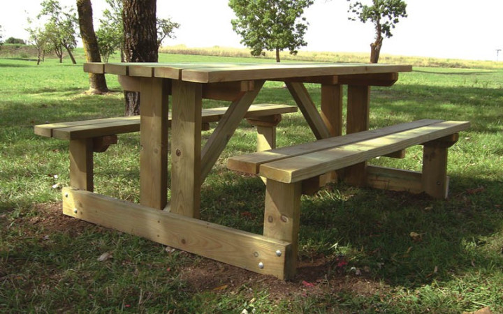 TABLE PIQUE NIQUE BOSCO