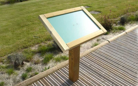 PUPITRE D'INFORMATION