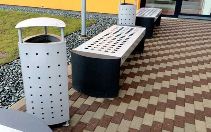 CORBEILLE SITA AVEC CHAPEAU DE PLUIE