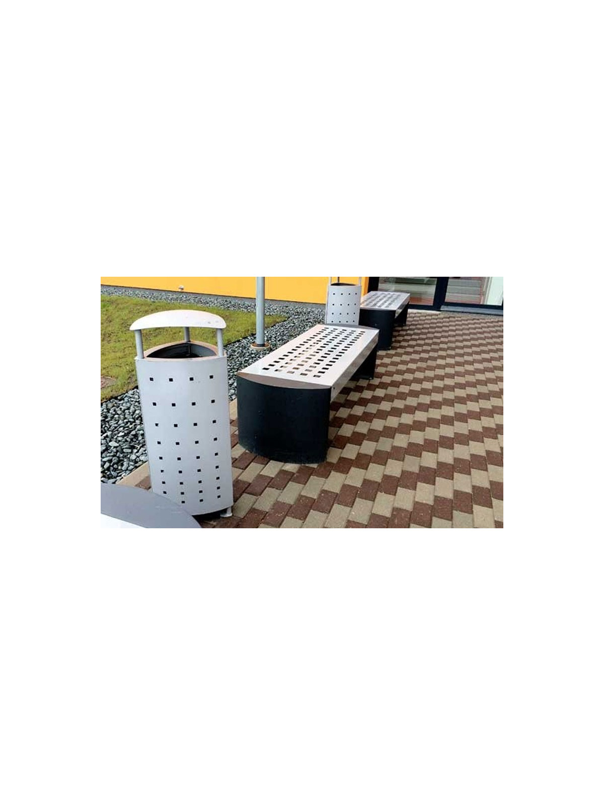 CORBEILLE SITA AVEC CHAPEAU DE PLUIE