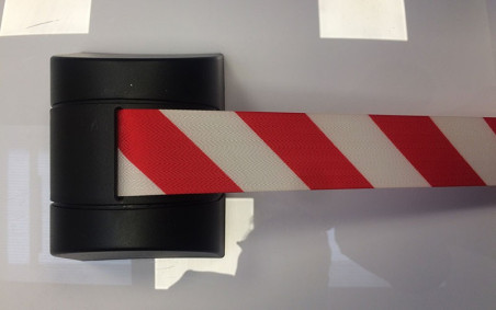 ENROULEUR A SANGLE 10 M Sangle de 10 m Larg sangle 50 mm Récepteur mural fourni