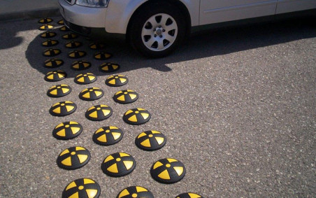 RALENTISSEUR PIN'S - VOIE PRIVEE