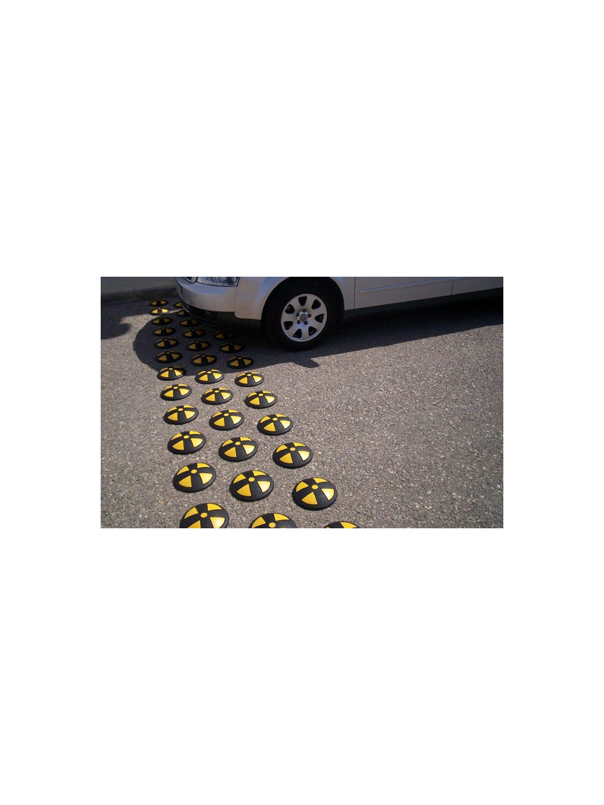 RALENTISSEUR PIN'S - VOIE PRIVEE