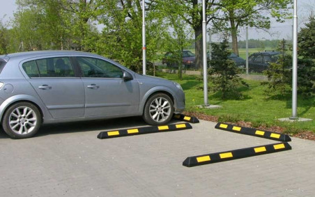 BUTEE DE PARKING JAUNE - L 1820