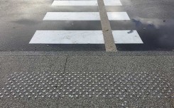 CLOU PODOTACTILE STRIE EN INOX 304 L