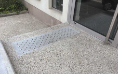 CLOU PODOTACTILE STRIE EN INOX 304 L