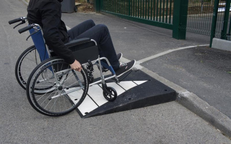 RAMPE HANDICAPE