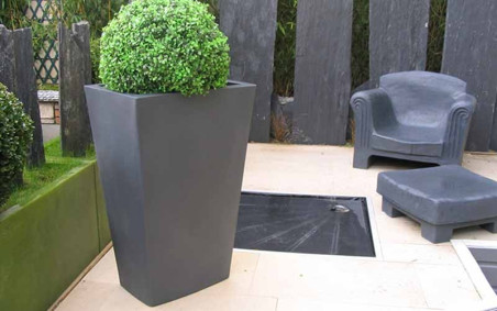 POT DESIGN RECTANGLE POLYÉTHYLÈNE
JARDINIÈRE PROFESSIONNEL PARTICULIER ET ESPACE PUBLIC