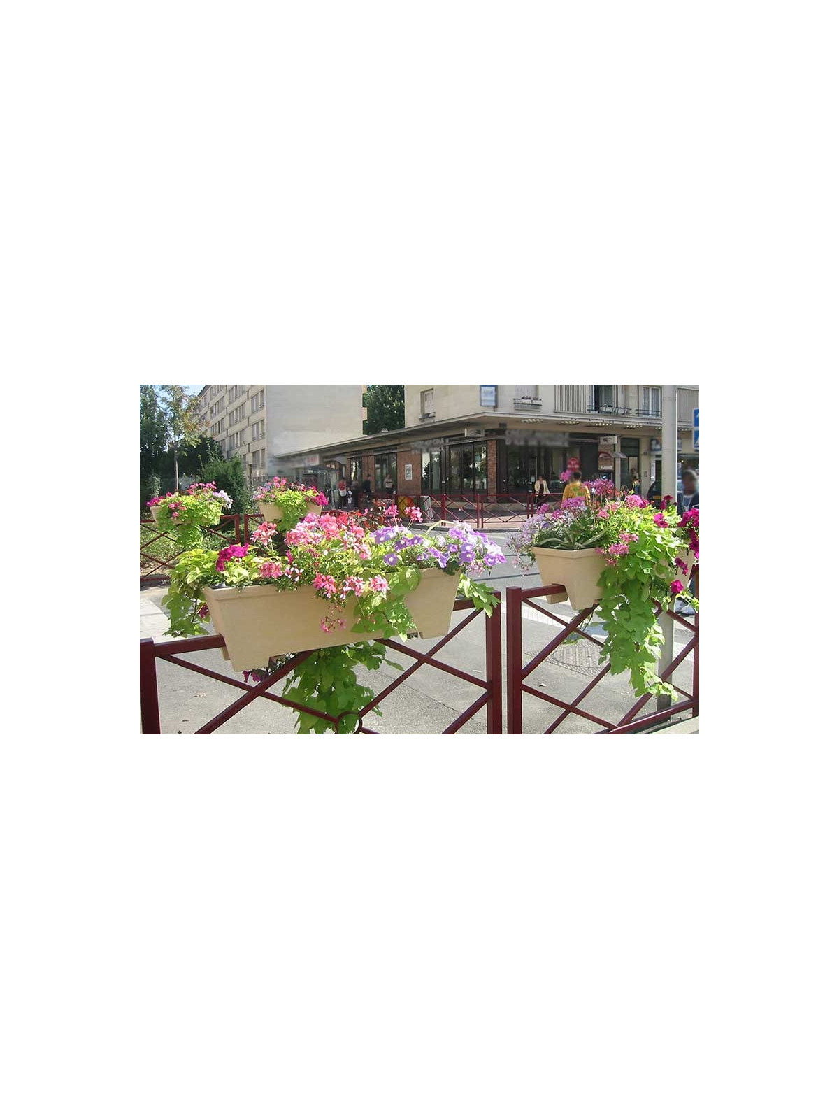 BALCONNIERE POLYETHYLENE SUR RAMBARDE