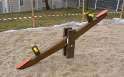 BALANÇOIRE HORIZONTALE EN BOIS 2 M