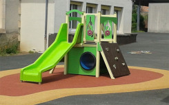 STRUCTURE DE JEU CHOUPINETTE VERSION ALU
JEU D'AIRE DE JEUX POUR ENFANT ÉCOLE ESPACE PUBLIC