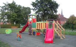 JEU MULTIPLE ALEXY VERSION BOIS
JEU POUR ENFANT EN BOIS AIR DE JEU EXTÉRIEURE
TOBOGGAN, ÉCHELLE, MUR DE GRIMPE