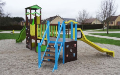 JEU MULTIPLE ALEXY VERSION ALU
JEUX ROBUSTE ET DESIGN EN HDPE