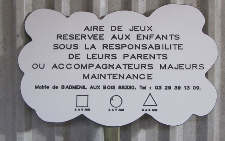 PANNEAU INFORMATION MULTI-TRANCHE D'AGE NUAGE