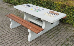 Table exterieur béton naturel multi jeux aménagement espace exterieur