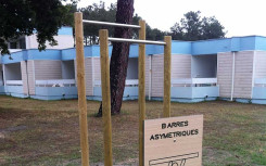 PARCOURS DE SANTÉ BARRES ASYMETRIQUES