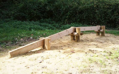 PARCOURS DE SANTÉ POUTRE D'ÉQUILIBRE