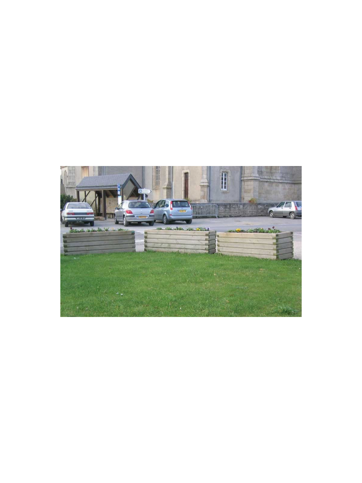 JARDINIERE BRETAGNE RECTANGULAIRE 500 X 1500 X H.520 MM
BAC A FLEUR EN BOIS EXTERIEUR POUR MAIRIE ET COLLECTIVITE