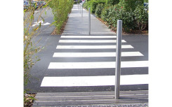 POTELET DE PROTECTION FIXE INOX FINITION BROSSE AMENAGEMENT SECURITE