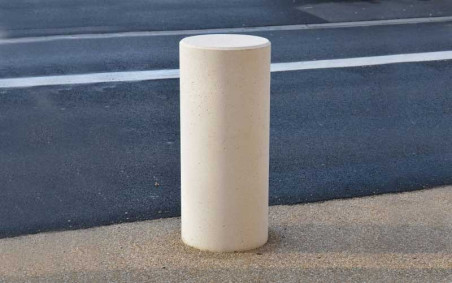 BORNE CYLINDRIQUE BÉTON ANTI BÉLIER