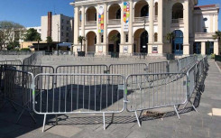 BARRIÈRE MANIFESTATION 14 BARREAUX