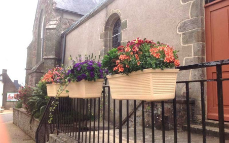 BALCONNIERE SUSPENDUE