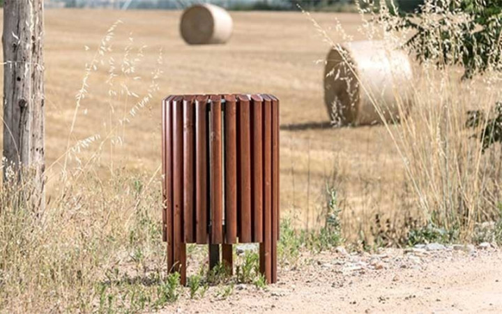 Corbeille exterieur MARIE latte bois exotique, poubelle espace urbain