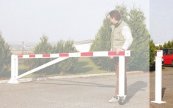 OPTION POTEAU DE RECEPTION EN POSITION OUVERTE