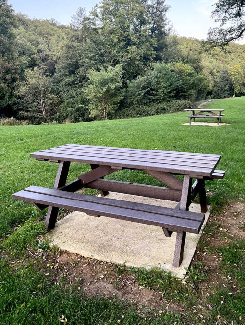 TABLES DE PIQUE-NIQUE