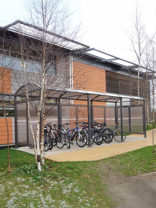 STATIONNEMENT VÉLO ET TROTTINETTE