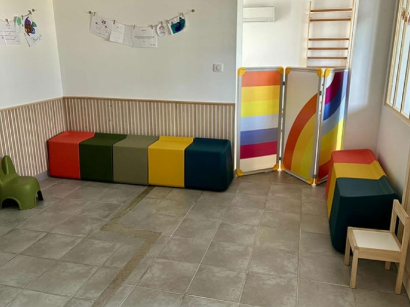 Assises modulaires et design SAREK : une solution polyvalente et écologique